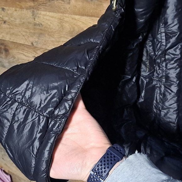 Michael Kors Packable Down Fill Black Jacket Size Medium - Picture 7 of 8